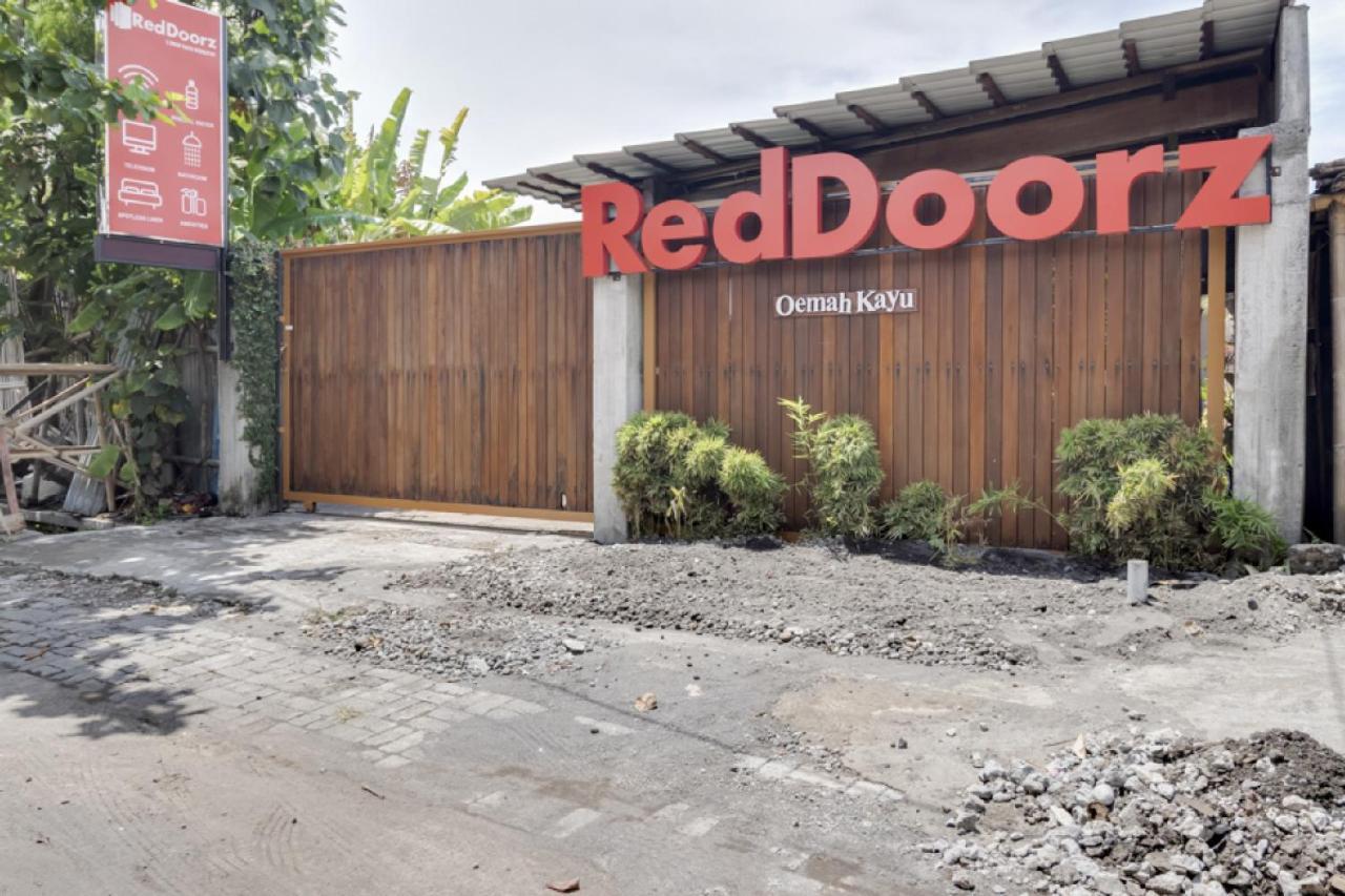 Reddoorz At Omah Kayu Homestay Yogyakarta Prawirotaman Esterno foto